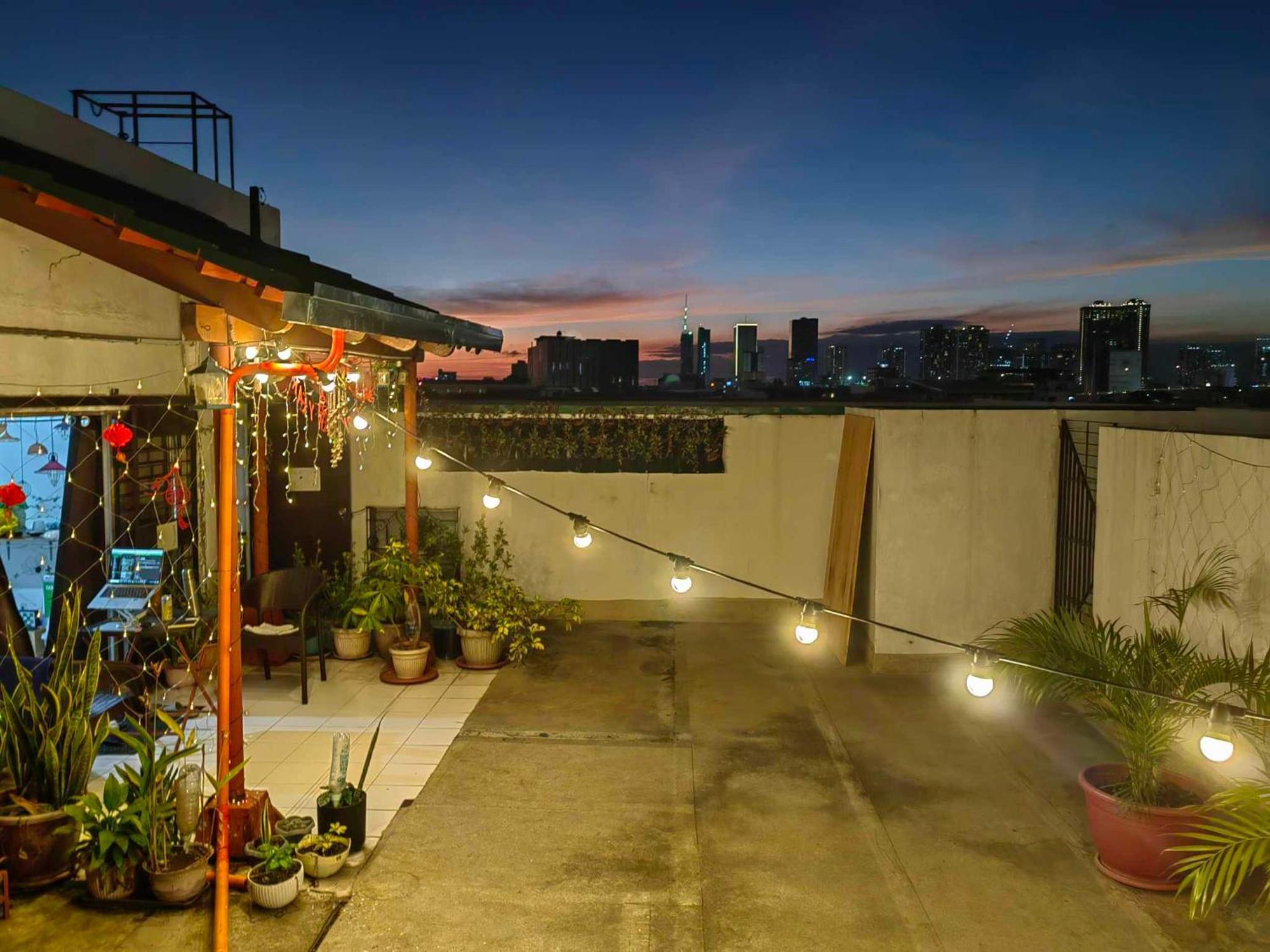 Rooftop Condo Makati Manila Exterior photo