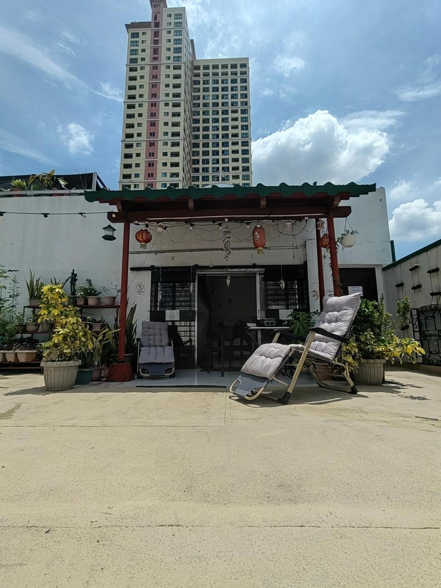 Rooftop Condo Makati Manila Exterior photo