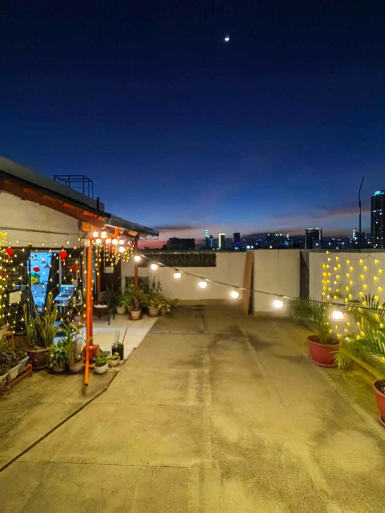 Rooftop Condo Makati Manila Exterior photo